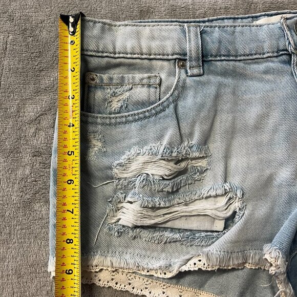 Garage Flirty Festival Distressed Shorts - Picture 11 of 11